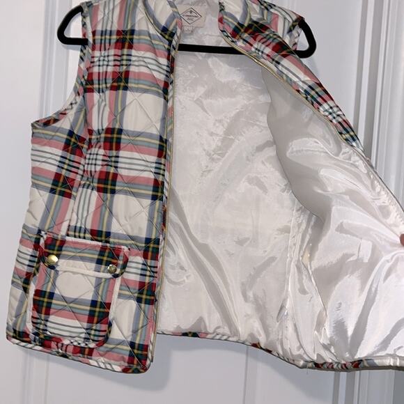 St. John's Bay Quilted Plaid Vest - Picture 5 of 11